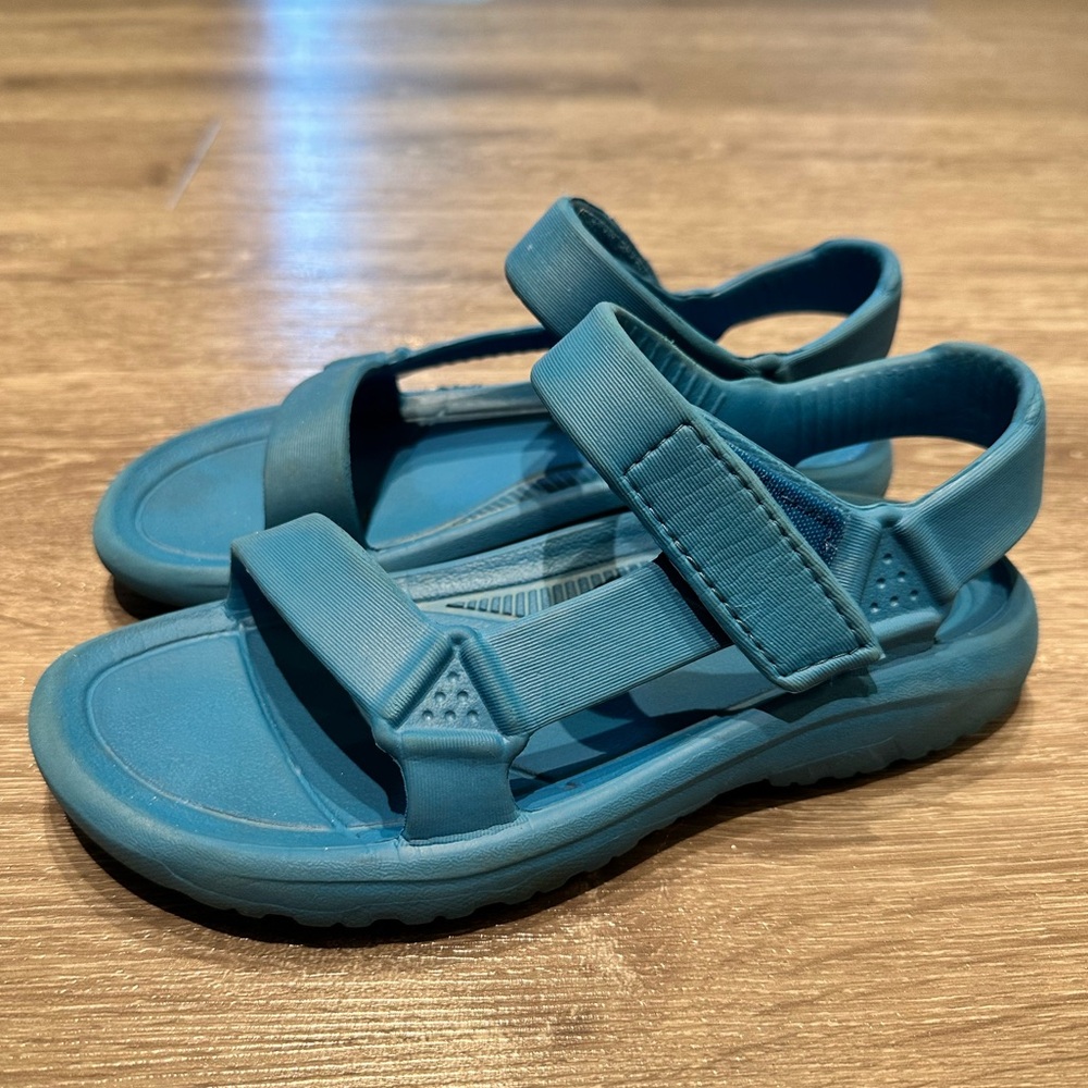 Teva Kid's HURRICANE DRIFT Sandal, blue, Size 2